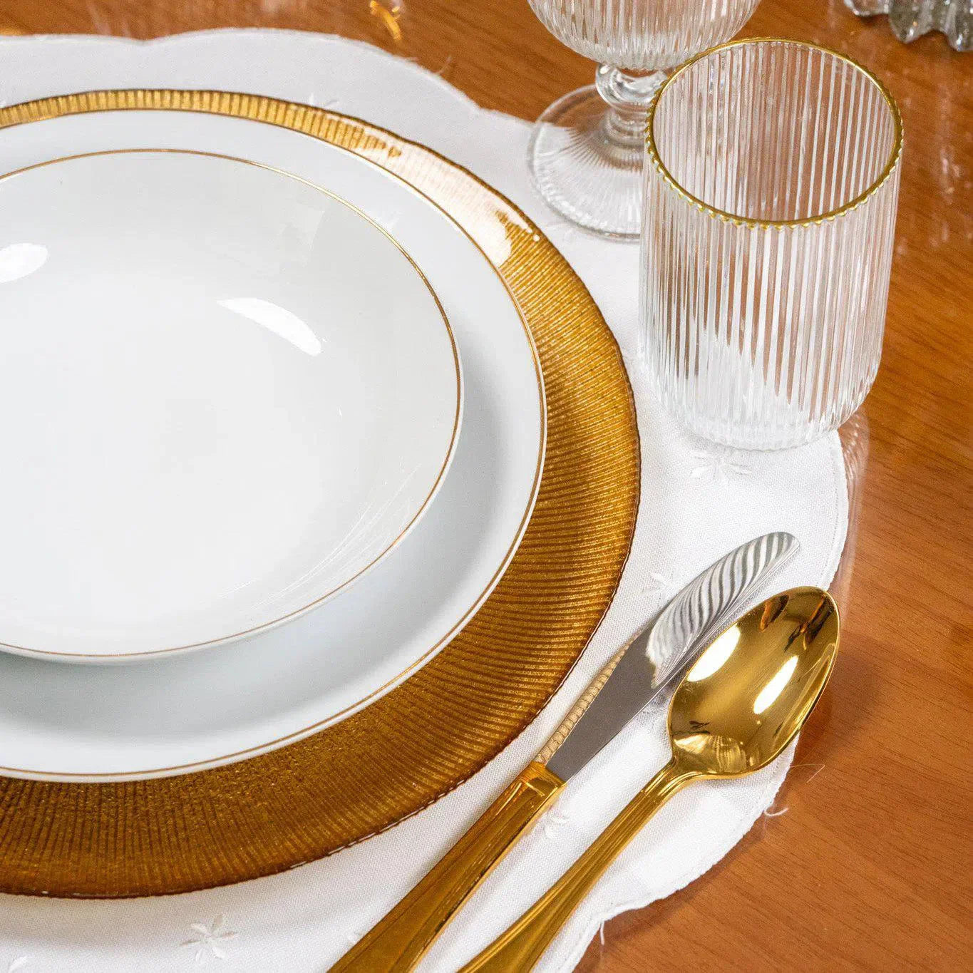 Aparelho de Jantar White Gold – (com Brinde) | Serve 06 Pessoas