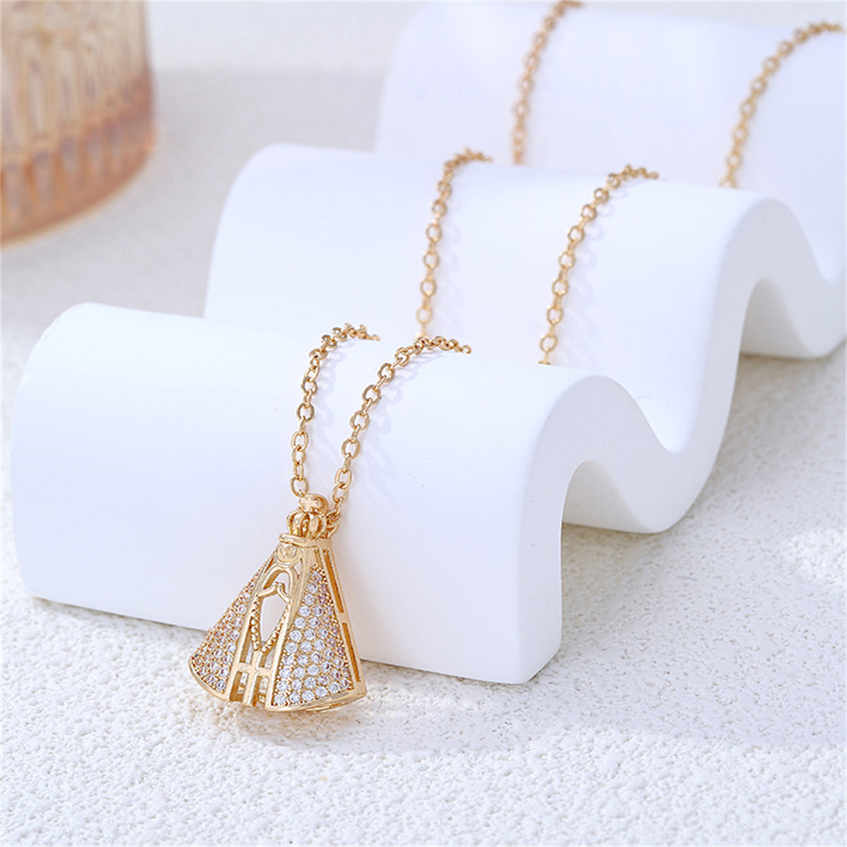 [COMPRE 1 LEVE 2] ✨ Colar Luz de Maria – símbolo de fé e proteção diária